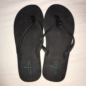 Black Bluefin Flip Flops